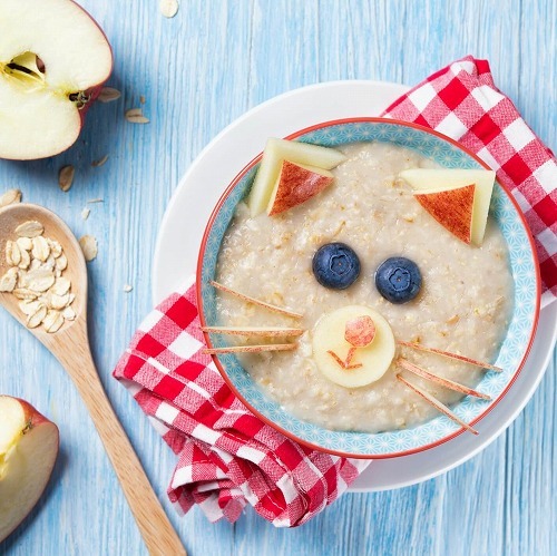 その食べ物は大丈夫?猫にご飯をあげるときに守りたい3つのルール